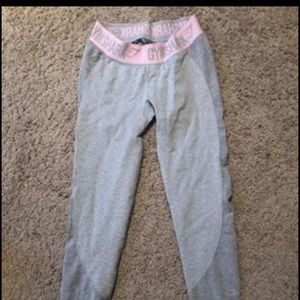 Gym shark leggings. Don’t fit